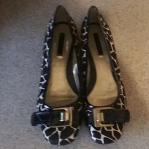 Women dress shoes